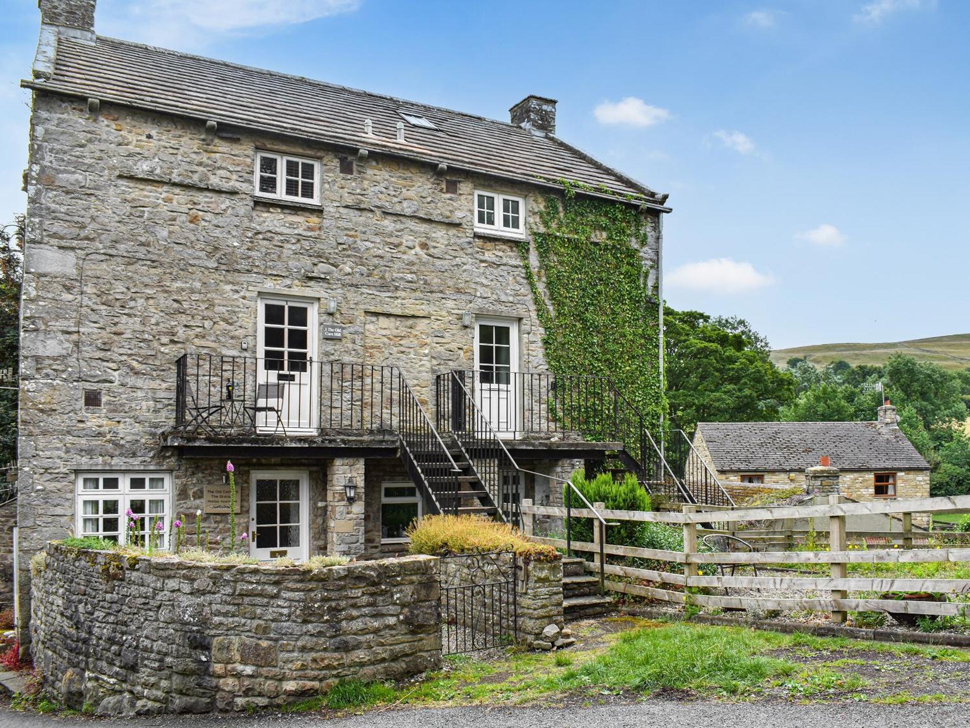 1 The Old Corn Mill Villa West Burton Eksteriør billede